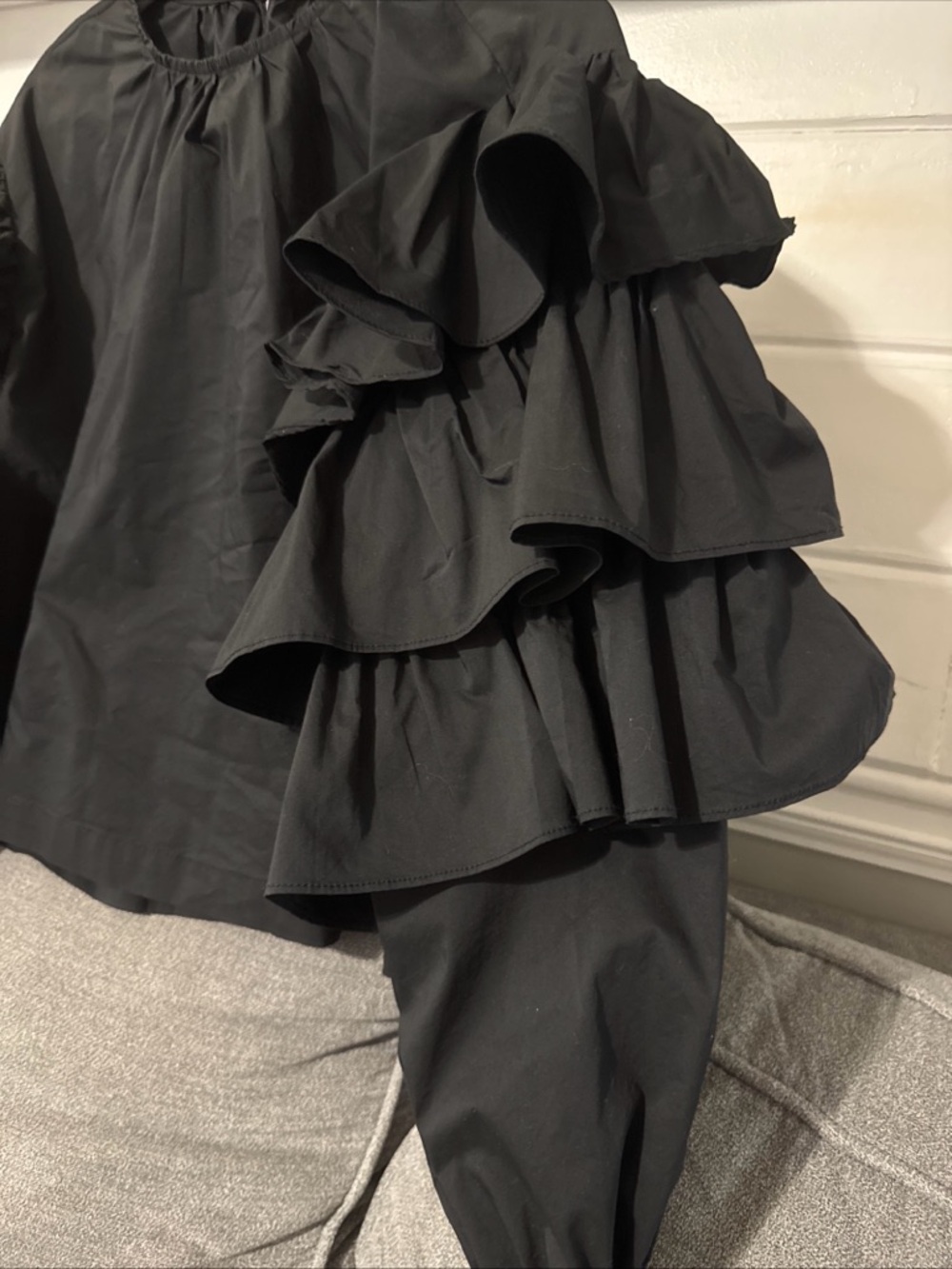 Karlie Black Ruffle Sleeve Large Blouse EUC - Picture 3 of 6